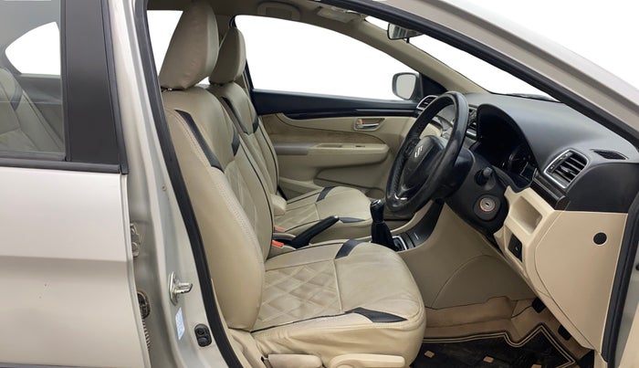 2018 Maruti Ciaz DELTA 1.4 MT PETROL, Petrol, Manual, 79,242 km, Right Side Front Door Cabin
