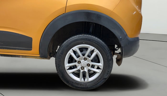 2021 Renault TRIBER RXL MT, Petrol, Manual, 52,280 km, Left Rear Wheel