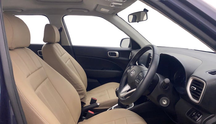 2021 Hyundai VENUE SX 1.0 TURBO, Petrol, Manual, 20,372 km, Right Side Front Door Cabin
