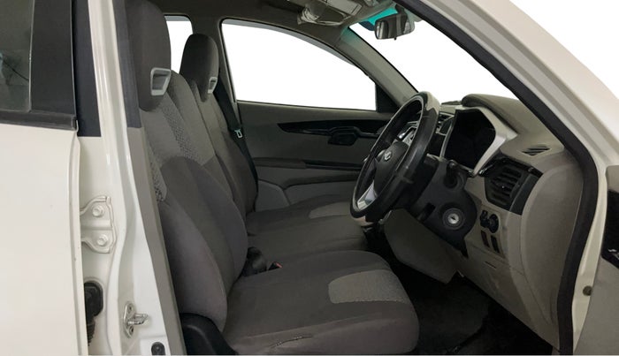 2017 Mahindra Kuv100 K6 6 STR, Petrol, Manual, 42,259 km, Right Side Front Door Cabin