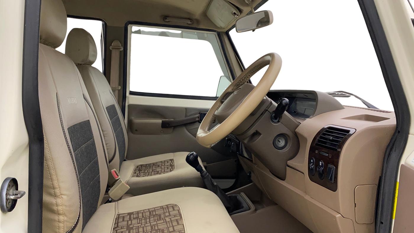 2018 Mahindra Bolero POWER PLUS ZLX, Diesel, Manual, 60,760 km, Right Side Front Door Cabin