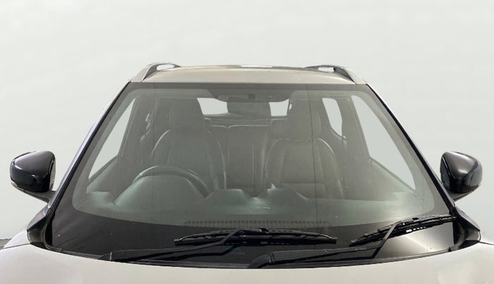 2022 Nissan MAGNITE XV MT, Petrol, Manual, 71,978 km, Front Windshield