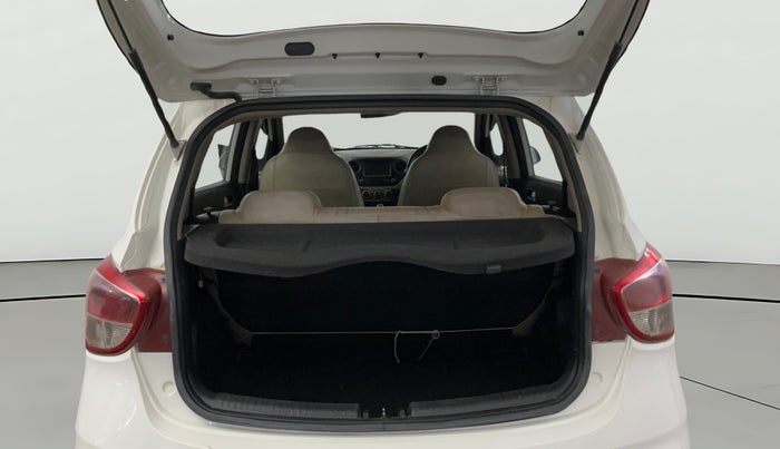 2018 Hyundai Grand i10 SPORTZ 1.2 KAPPA VTVT, Petrol, Manual, 94,741 km, Boot Open Zoomed View