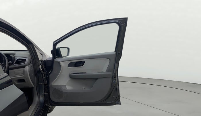 2020 Tata ALTROZ XE PETROL, Petrol, Manual, 50,672 km, RHS Front Door