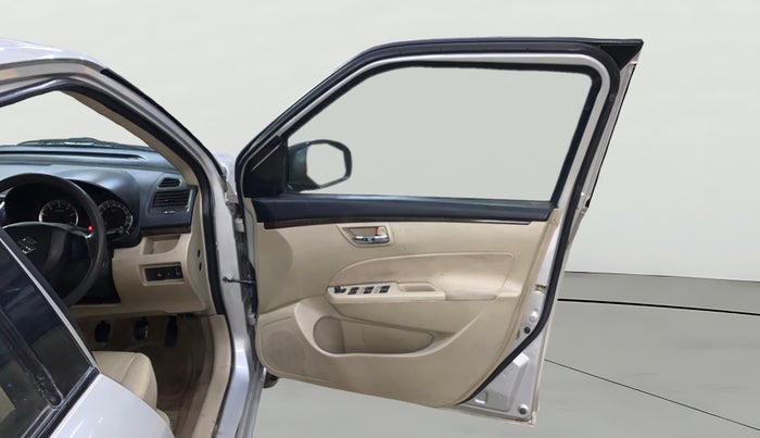 2015 Maruti Swift Dzire VDI, Diesel, Manual, 1,08,479 km, RHS Front Door