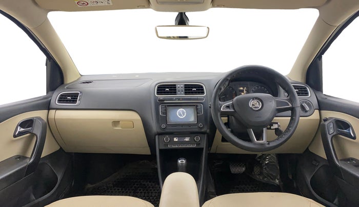 2018 Skoda Rapid STYLE 1.6 MPI AT, Petrol, Automatic, 74,971 km, Dashboard