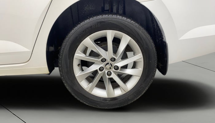 2023 Skoda SLAVIA Ambition 1.5L TSI, Petrol, Manual, 52,161 km, Left Rear Wheel