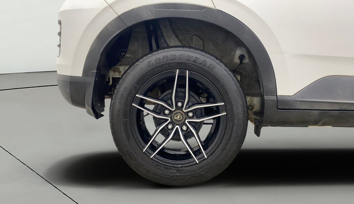 2023 Hyundai VENUE S PLUS 1.5 CRDI, Diesel, Manual, 29,143 km, Right Rear Wheel