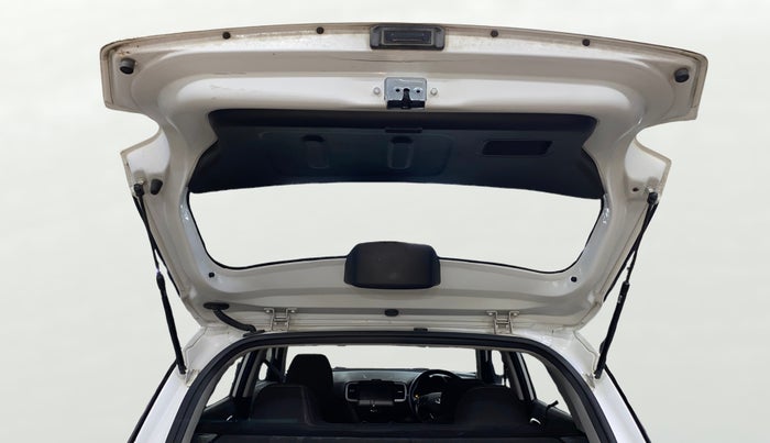 2020 Hyundai VENUE S 1.5 CRDI, Diesel, Manual, 82,804 km, Boot Door Open