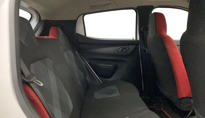 2020 Renault Kwid RXT 1.0 AMT (O), Petrol, Automatic, 54,112 km, Right Side Rear Door Cabin