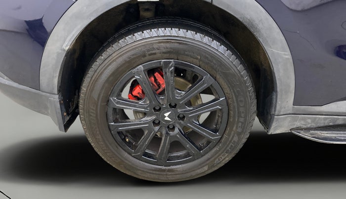 2024 Mahindra XUV700 AX 7 Luxury Pack Petrol AT 6 STR, Petrol, Automatic, 2,678 km, Right Rear Wheel