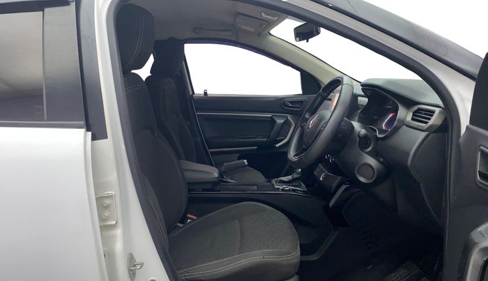 2021 Renault Kiger RXZ TURBO CVT DUAL TONE, Petrol, Automatic, 61,907 km, Right Side Front Door Cabin