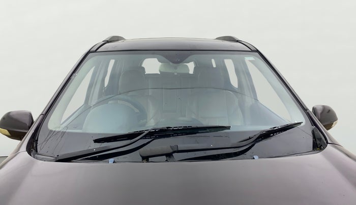 2017 Mahindra XUV500 W10, Diesel, Manual, 83,342 km, Front Windshield