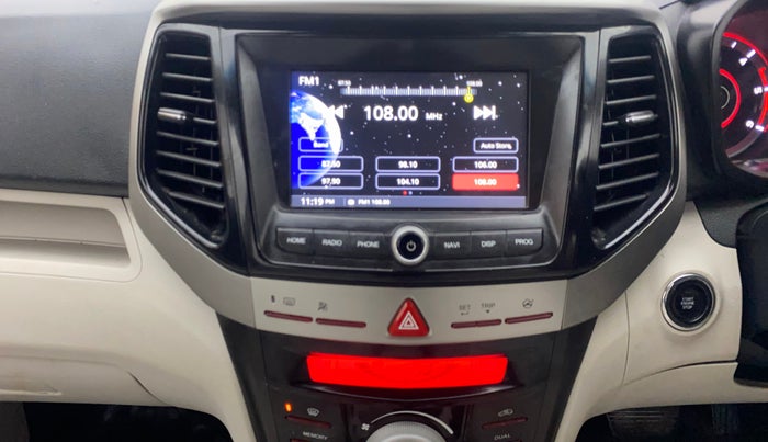 2022 Mahindra XUV300 W8 (O) 1.5 DIESEL AMT, Diesel, Automatic, 32,332 km, Air Conditioner