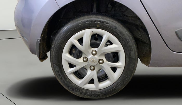 2018 Hyundai Grand i10 SPORTZ 1.2 KAPPA VTVT, Petrol, Manual, 42,839 km, Right Rear Wheel