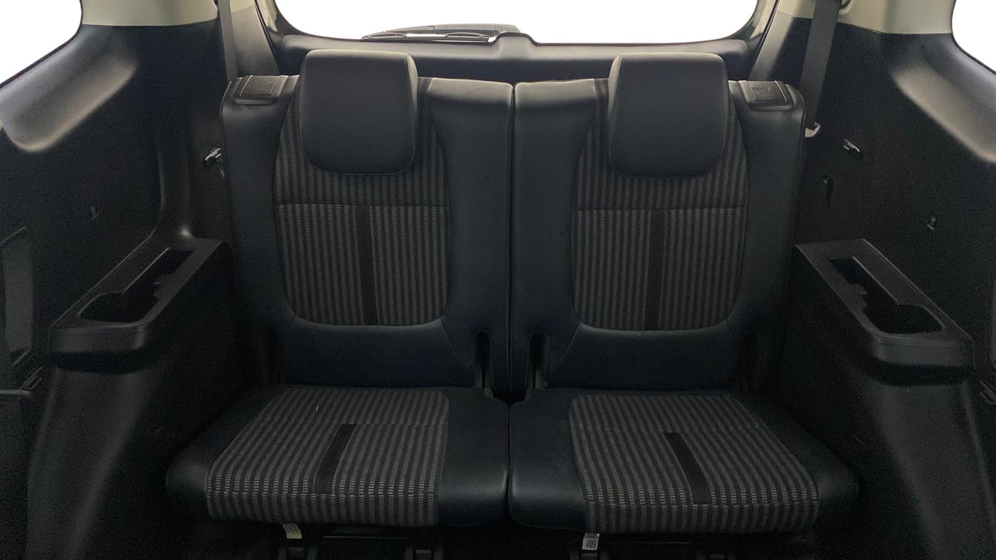 2023 KIA CARENS PRESTIGE PLUS 1.5 IMT DIESEL 7 STR, Diesel, Manual, 33,847 km, Third Seat Row ( optional )