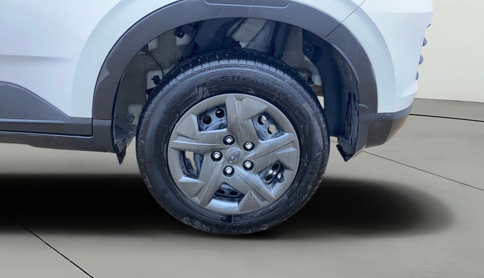 2023 Hyundai VENUE SX 1.2 PETROL, Petrol, Manual, 8,664 km, Left Rear Wheel