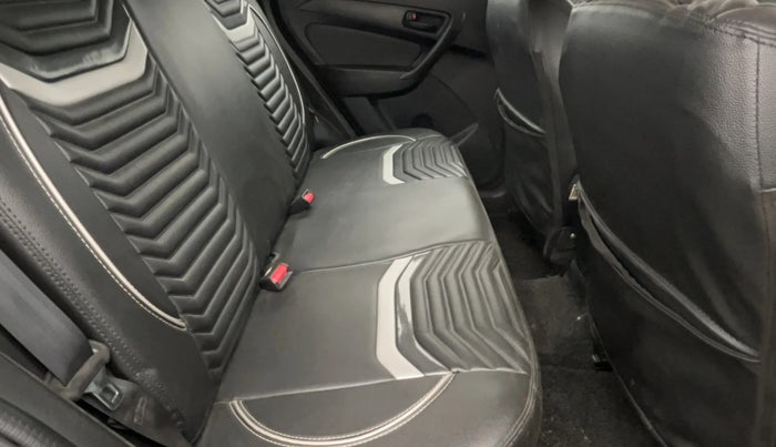 2020 Maruti Vitara Brezza LXI, Petrol, Manual, 59,889 km, Right Side Rear Door Cabin