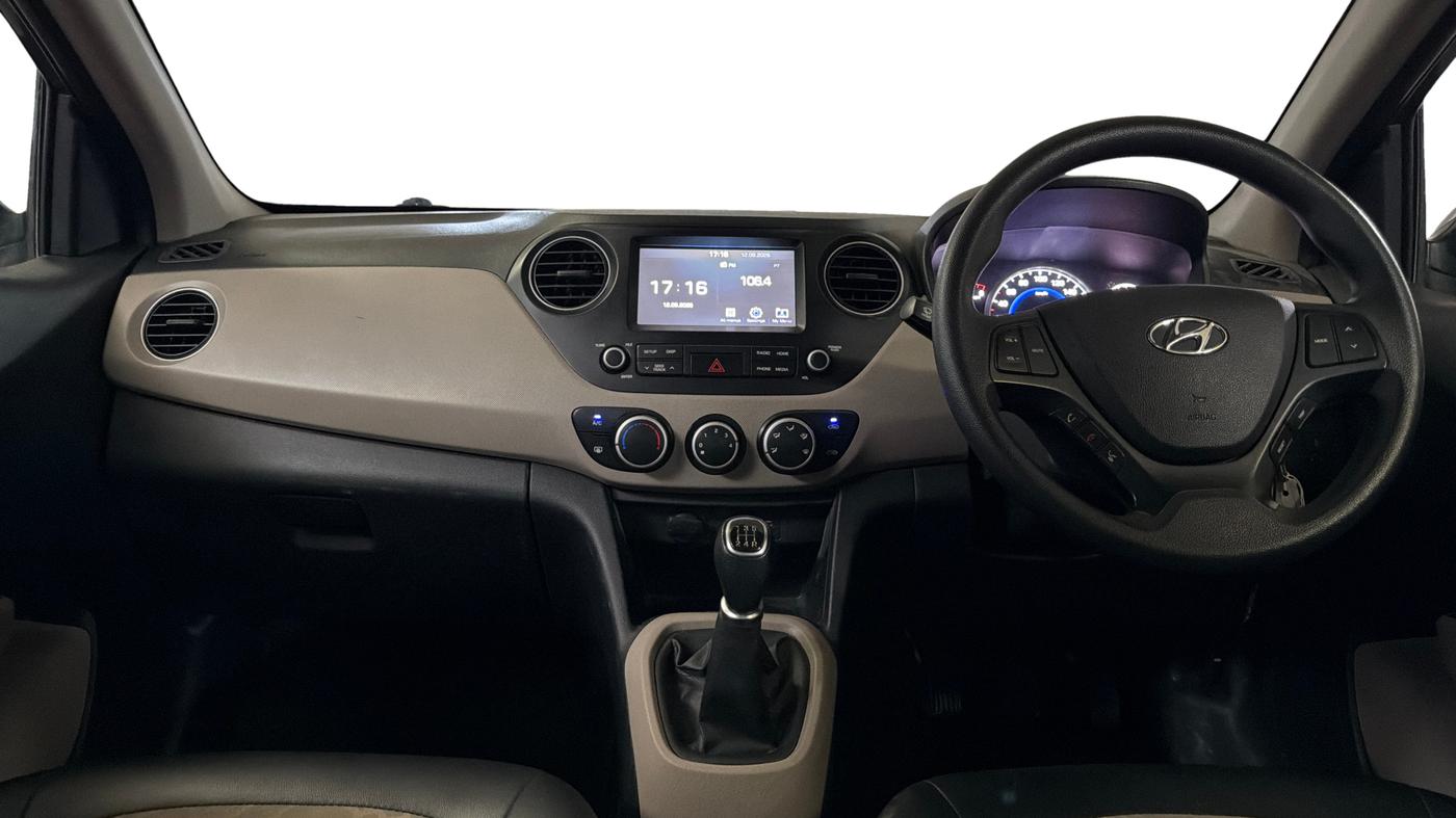 2019 Hyundai Grand i10 SPORTZ 1.2 KAPPA VTVT, Petrol, Manual, 75,953 km, Dashboard