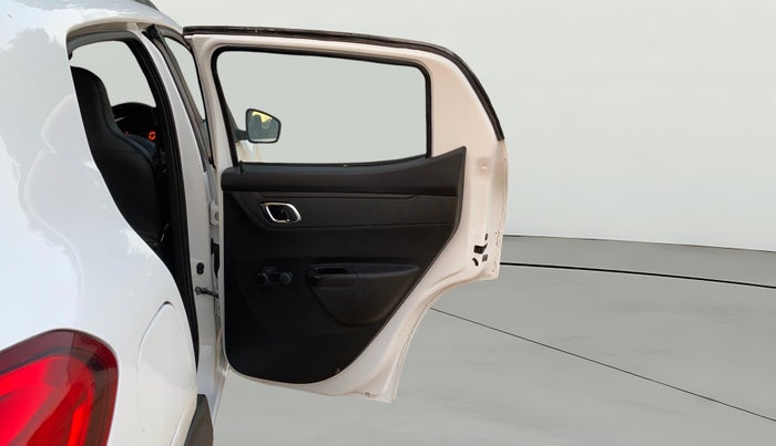 2018 Renault Kwid RXT 1.0 (O), CNG, Manual, 1,36,146 km, RHS Rear Door