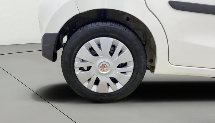 2018 Maruti Celerio VXI CNG, CNG, Manual, 1,02,983 km, Right Rear Wheel