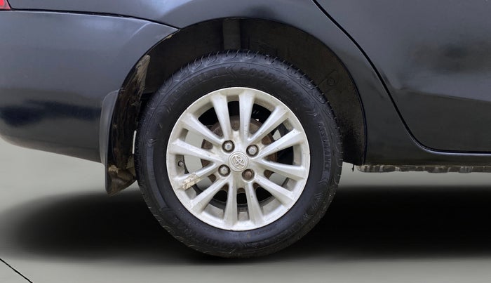 2013 Toyota Etios V, Petrol, Manual, 70,726 km, Right Rear Wheel