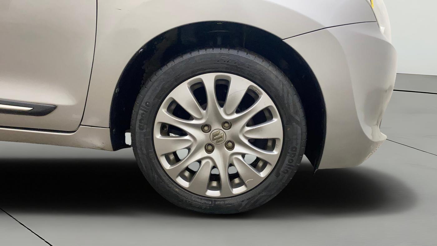 2018 Maruti Baleno ZETA CVT PETROL 1.2, Petrol, Automatic, 65,673 km, Right Front Wheel