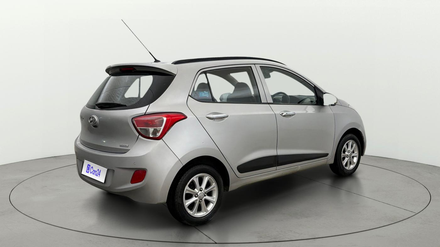 2016 Hyundai Grand i10 ASTA AT 1.2 KAPPA VTVT, Petrol, Automatic, 65,031 km, Right Back Diagonal