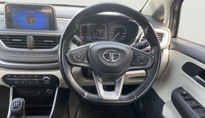 2022 Tata ALTROZ XZ PLUS PETROL, Petrol, Manual, 19,550 km, Steering Wheel Close Up