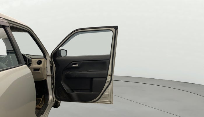 2021 Maruti New Wagon-R VXI 1.2, Petrol, Manual, 83,280 km, RHS Front Door