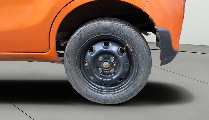 2015 Maruti Alto K10 VXI, Petrol, Manual, 42,918 km, Left Rear Wheel