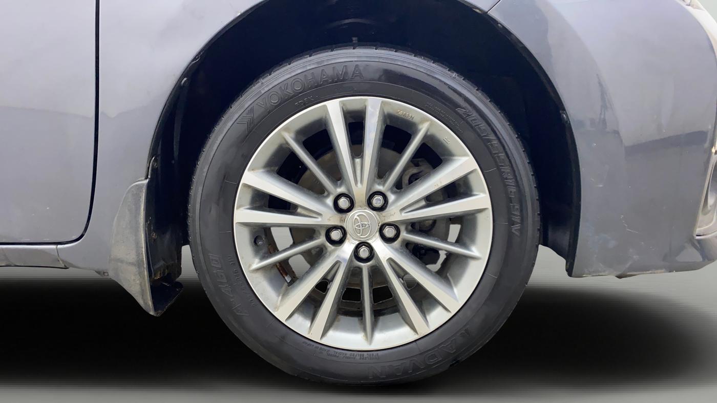 2015 Toyota Corolla Altis VL CVT PETROL, Petrol, Automatic, 79,292 km, Right Front Wheel