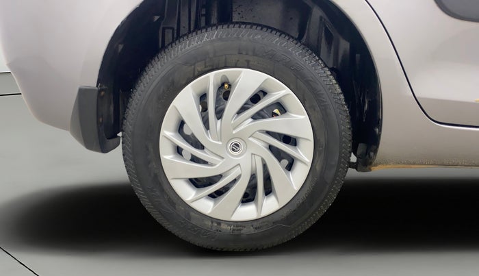 2014 Maruti Swift Dzire VXI, Petrol, Manual, 65,695 km, Right Rear Wheel