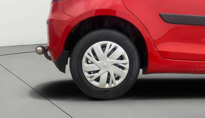 2017 Maruti Swift VXI, Petrol, Manual, 43,596 km, Right Rear Wheel