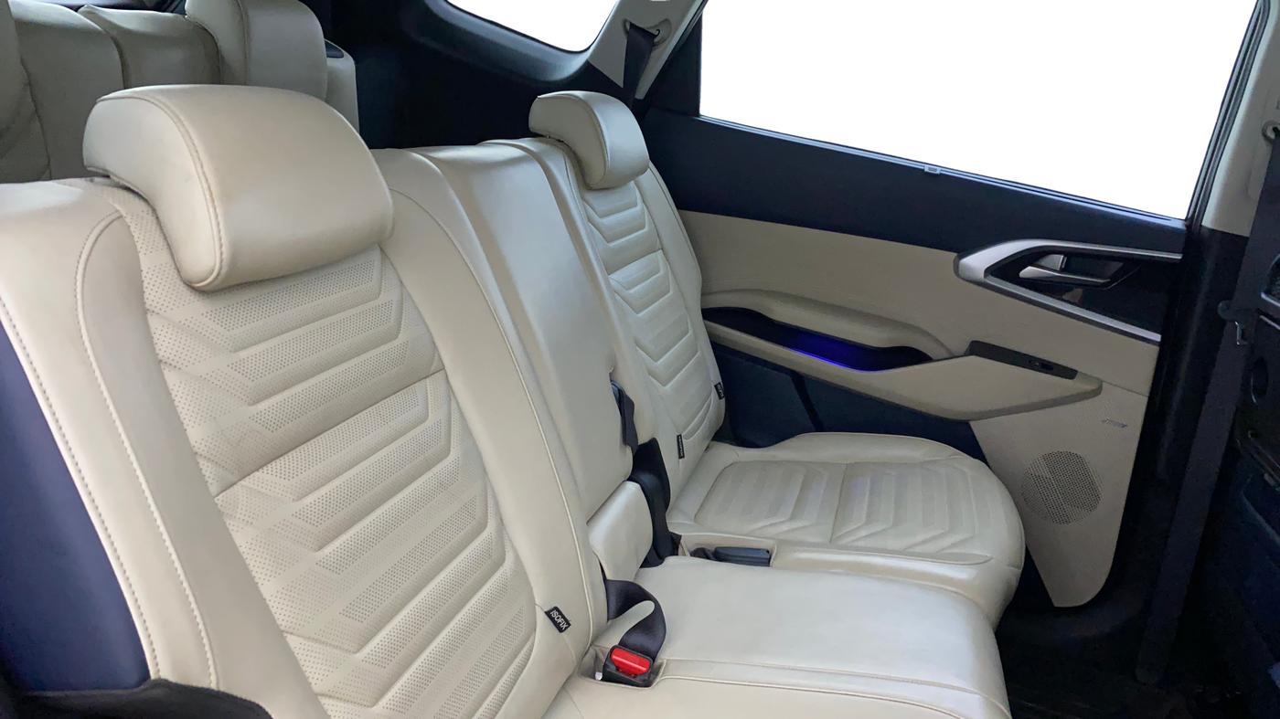 2022 KIA CARENS LUXURY PLUS 1.5 DIESEL 7 STR, Diesel, Manual, 72,259 km, Right Side Rear Door Cabin