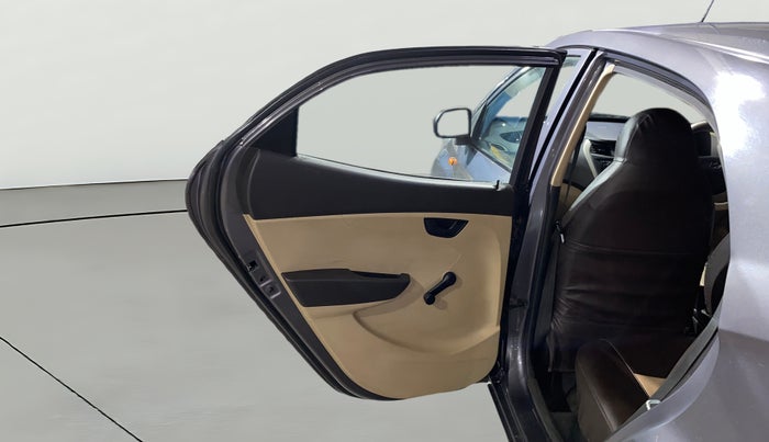 2016 Hyundai Eon ERA +, Petrol, Manual, 28,280 km, LHS Rear Door