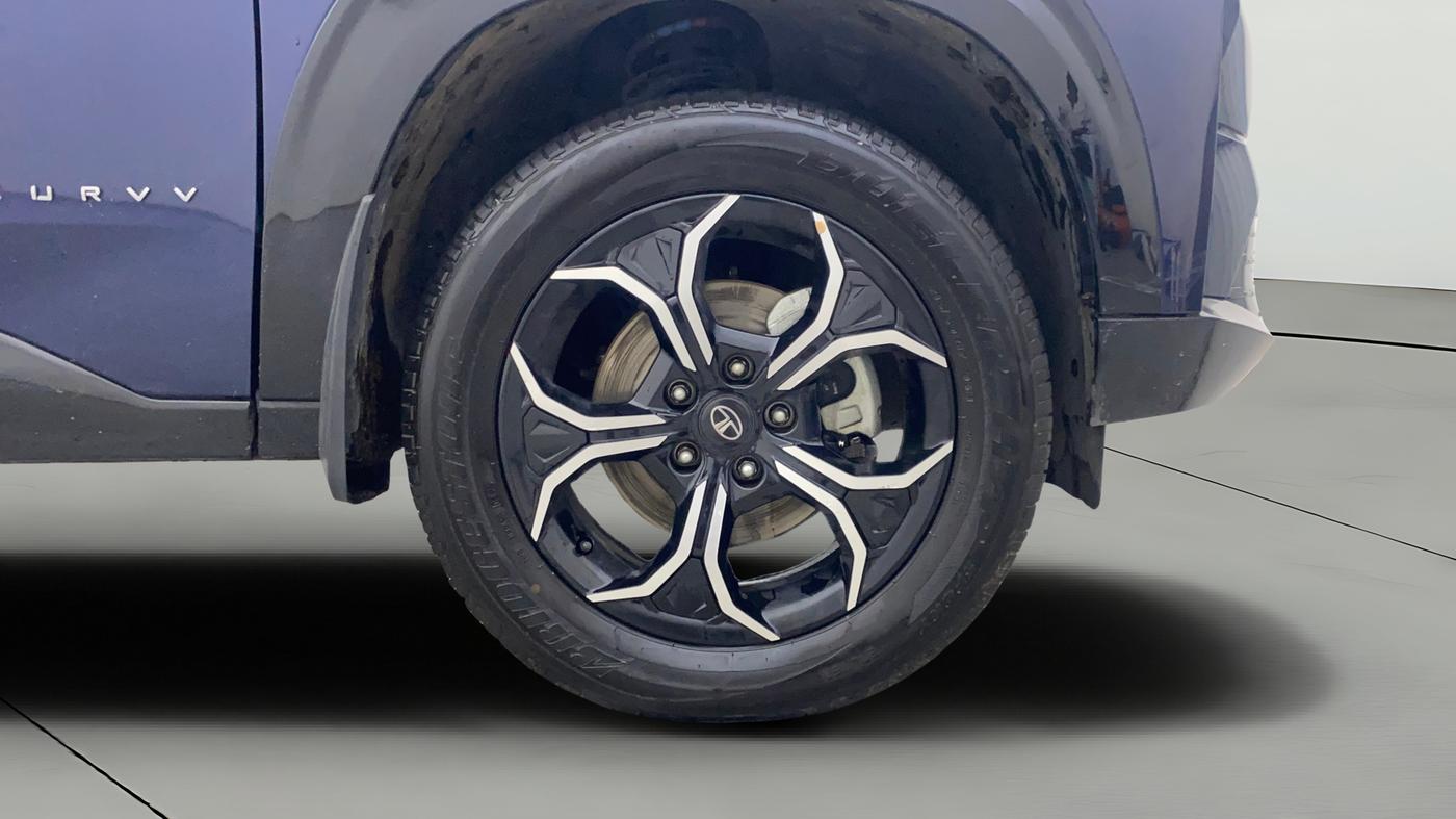 2025 Tata Curvv Creative 1.2 Petrol 6MT, Petrol, Manual, 13,302 km, Right Front Wheel