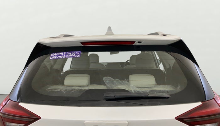 2023 Mahindra XUV700 AX 7 LUXURY D AWD AT 7 STR, Diesel, Automatic, 76,365 km, Rear Windshield