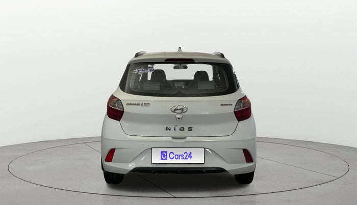 2022 Hyundai GRAND I10 NIOS SPORTZ 1.2 KAPPA VTVT CNG, CNG, Manual, 84,030 km, Back/Rear