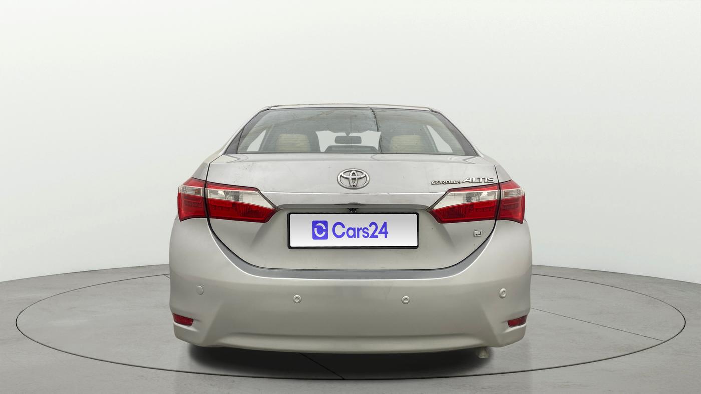2015 Toyota Corolla Altis JS PETROL, Petrol, Manual, 1,20,681 km, Back/Rear