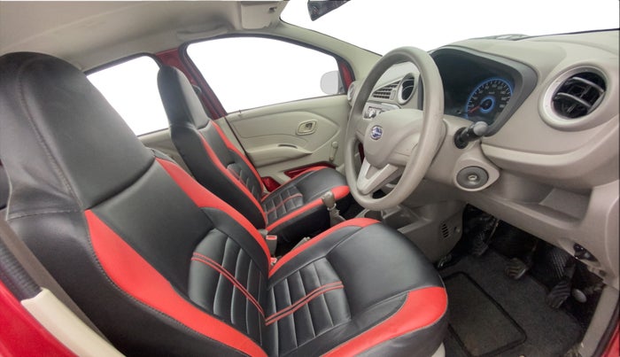 2017 Datsun Redi Go T, Petrol, Manual, 38,037 km, Right Side Front Door Cabin