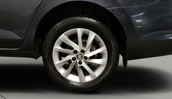 2022 Skoda SLAVIA AMBITION 1.0L TSI AT, Petrol, Automatic, 81,928 km, Left Rear Wheel