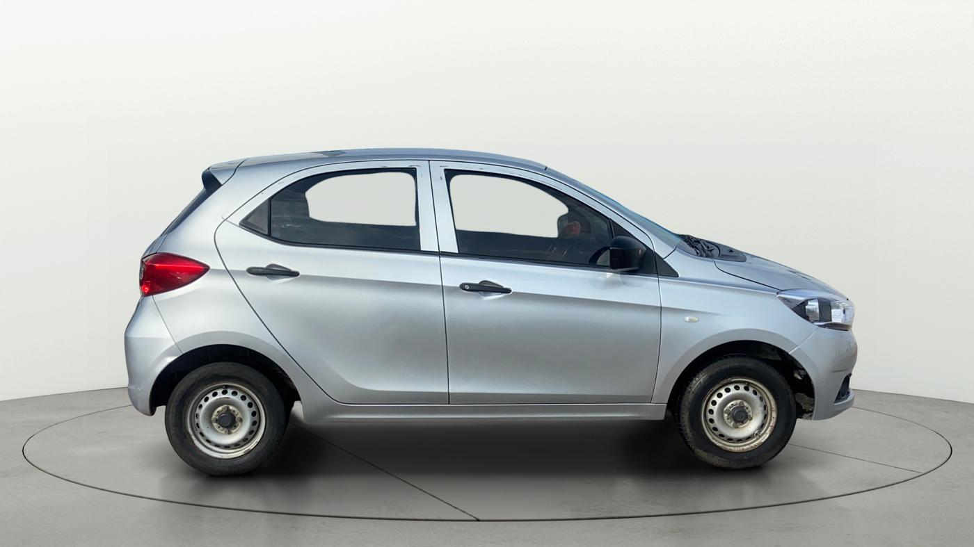 2019 Tata Tiago XE PETROL, Petrol, Manual, 59,735 km, Right Side View