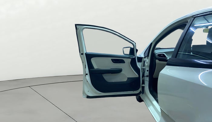 2022 Tata ALTROZ XE PETROL, Petrol, Manual, 52,894 km, LHS Front Door