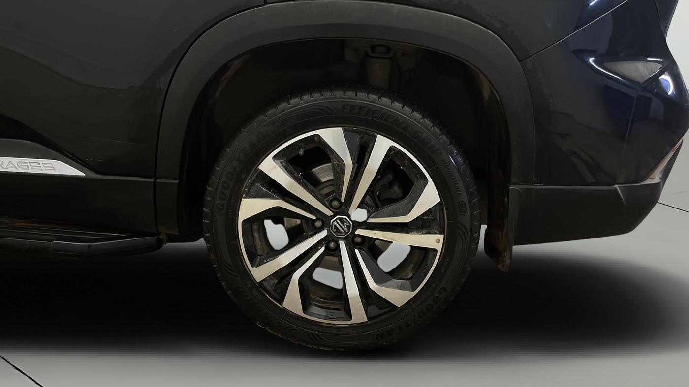2024 MG HECTOR PLUS SHARP PRO 1.5 PETROL TURBO CVT 6 STR, Petrol, Automatic, 17,292 km, Left Rear Wheel