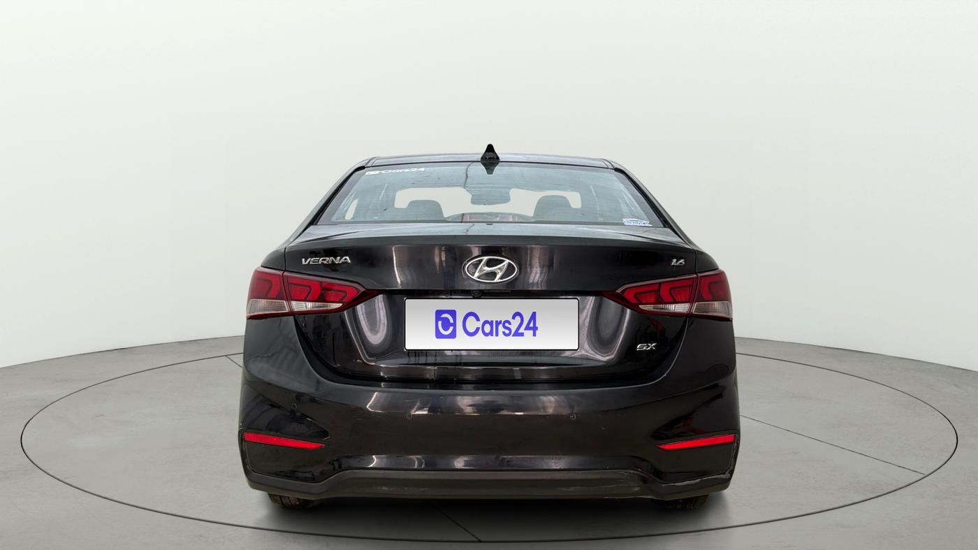 2018 Hyundai Verna 1.6 VTVT SX (O) AT, Petrol, Automatic, 41,532 km, Back/Rear