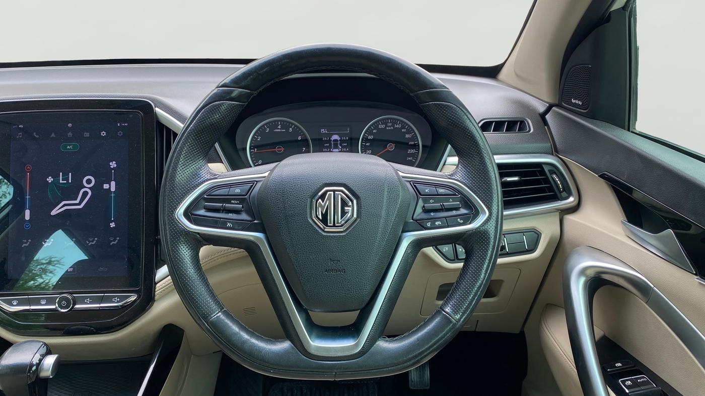 2022 MG HECTOR SMART 1.5 PETROL CVT, Petrol, Automatic, 52,902 km, Steering Wheel Close Up