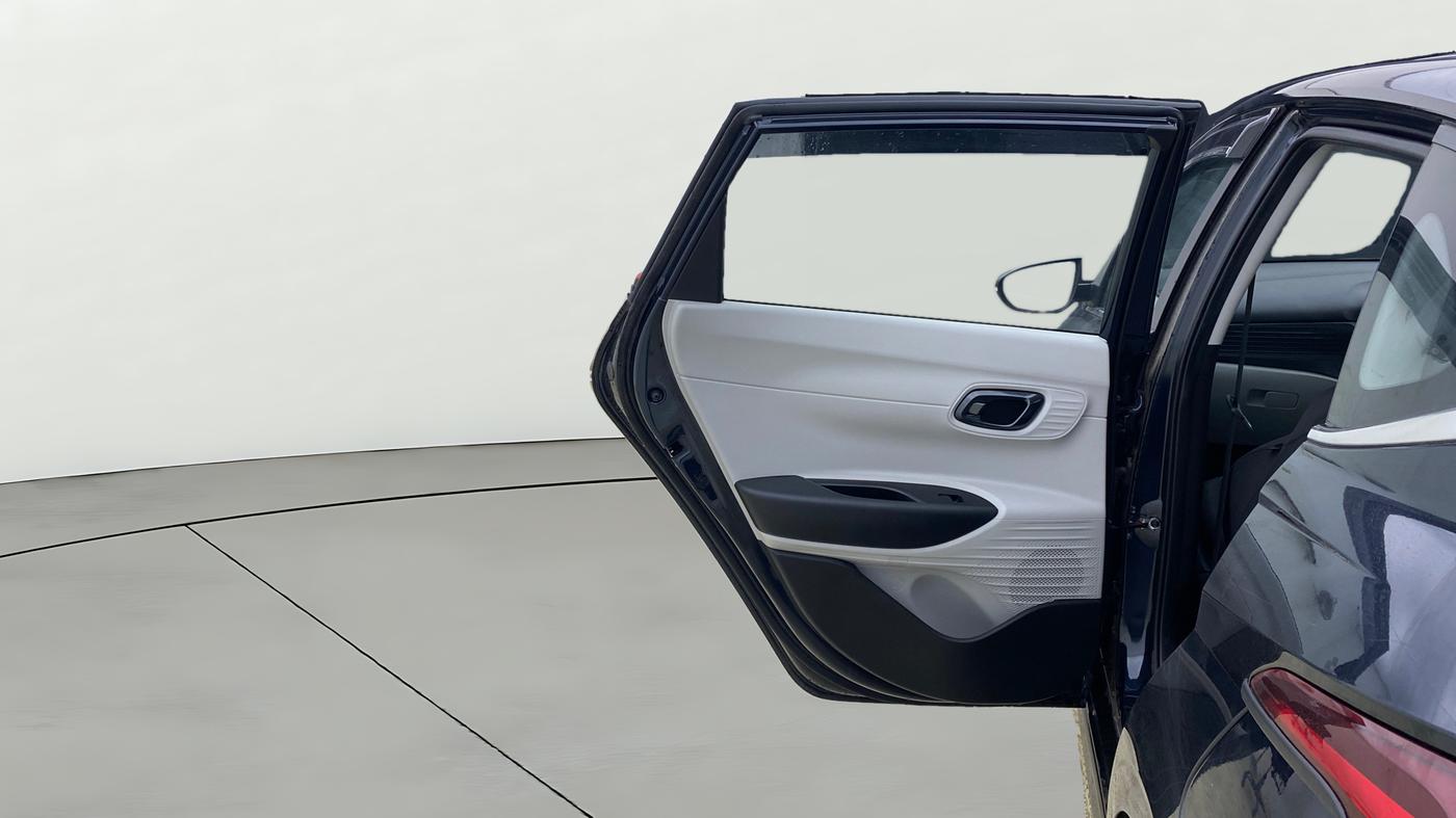 2025 Hyundai NEW I20 Sportz (O) 1.2, Petrol, Manual, 2,055 km, LHS Rear Door