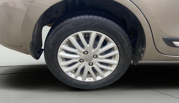 2021 Maruti Dzire ZXI AMT, Petrol, Automatic, 75,765 km, Right Rear Wheel