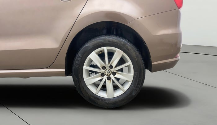 2016 Volkswagen Ameo HIGHLINE1.2L, Petrol, Manual, 96,313 km, Left Rear Wheel